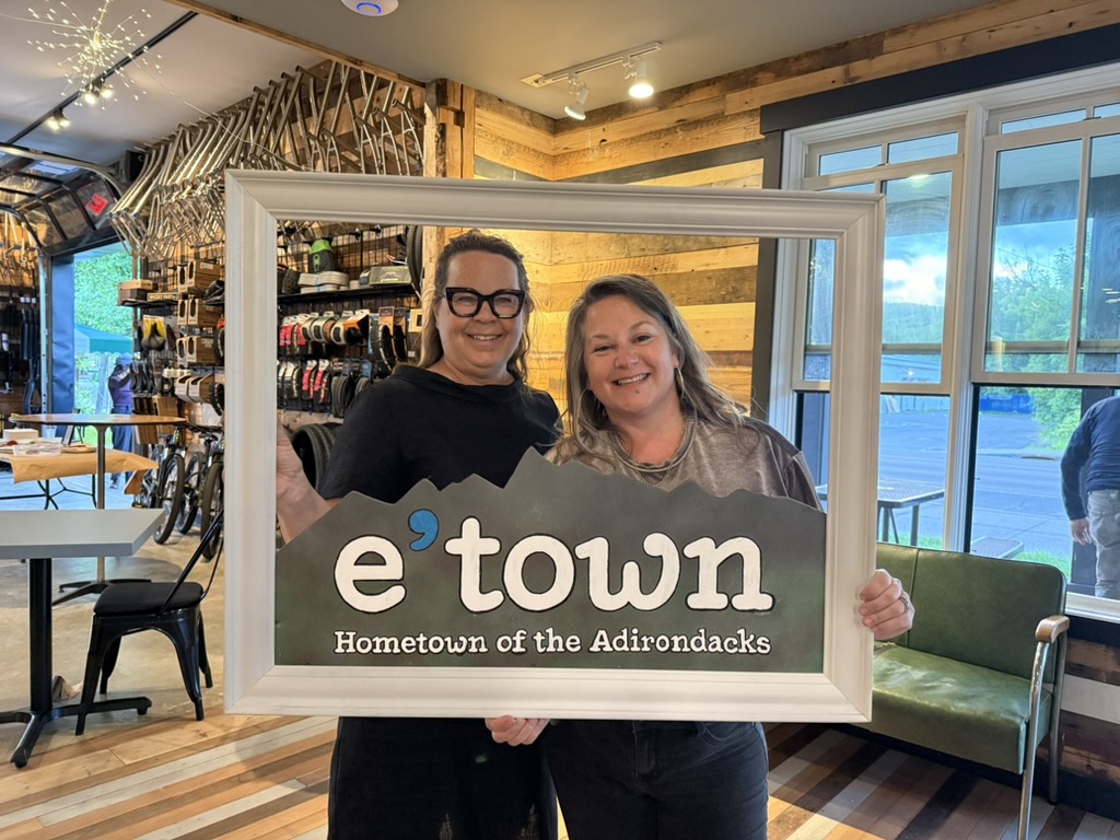 Cathy & Paige in e'town frame